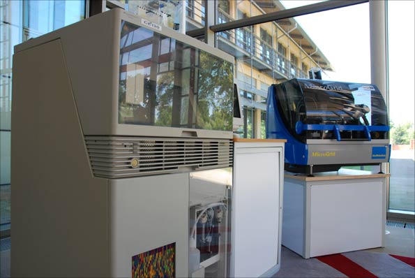 Machine in foyer at Sanger Institute