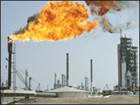 Nhà máy lọc dầu ở Arab Saudi