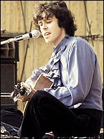 Donovan performing at Bickershaw in 1972