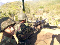 آسام اور منی پور میں علیحدگی پسندوں کے خلاف بھارتی فوجی کاروائیاں جاری ہیں۔