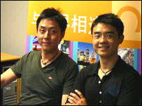 伦敦政经学院学生毛北辰和顾骞