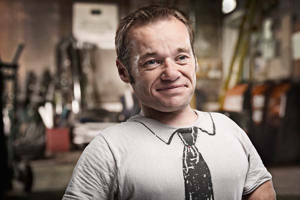 Jason Tompkins as Robert Greenspan