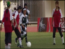 نمایی از فیلم دختران افغان می توانند شوت کنند ساخته بهاره حسینی