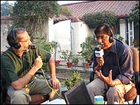 शिवकांत और प्रो. अरुण कुमार