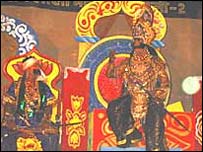 रामलीला में अभिनय करते कलाकार