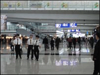 Cảnh sát tại sân bay Hong Kong