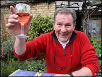 斯图尔特•门格尔