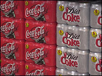 latas de coca cola