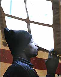 Africano preso tentando imigrar para Espanha