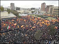 تظاهرات مخالفان دولت آذربايجان در باکو پس از انتخابات پارلمانی