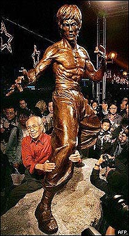 Estátua de Bruce Lee