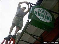 Bares de Nova Orleans devem ser reabertos em breve