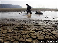 سیل و خشکسالی از تاثیرات نامطلوب تغییرات آب و هواست