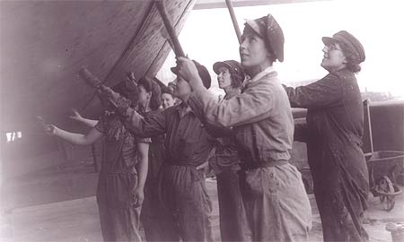Women shipyard workers