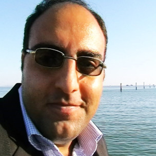 داوود فروغی کارگردان فیلم خانم راننده تاکسی