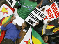 معترضان در آفریقای جنوبی