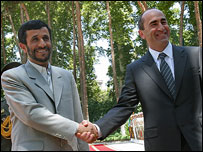 Mahmud Ahmedinecad ve Robert Koçaryan