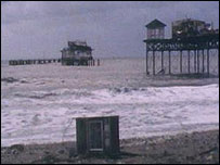 Great Storm 1987 / Shanklin Pier
