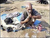 असहाय शरणार्थी