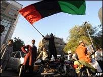 جشن و شادی طرفداران پی پی پی در کراچی