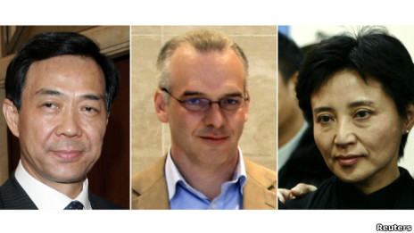 Vợ chồng ông Bạc Hy Lai và doanh nhân Neil Haywood (ở giữa)