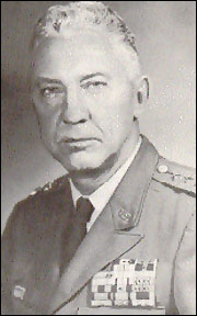 Tướng William R Peers