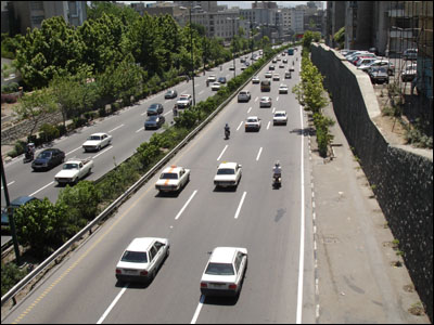 Xa lộ ở thủ đô Tehran