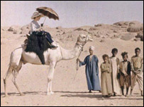 (Else sobre Camelo, de Friedrich Adolf Paneth, 1913. Cortesia Royal Photographic Society Collection at the National Media Museum)