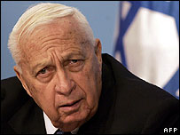 Ariel Sharon, ex-premiê israelense