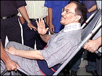 Eski Malezya Başbakan Yardımcısı Enver İbrahim