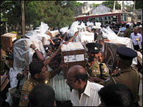 Ballot boxes being transfered fro counting in Jaffna (photo: Dinasena Ratugamage)