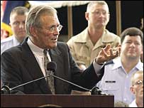 Bộ trưởng quốc phòng Donald Rumsfeld