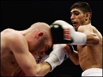 Jackson Williams and Amir Khan (Getty images)
