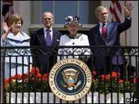 جورج بوش، ملکه، شاهزاده فیلیپ و لورا بوش