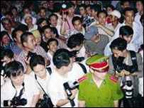 Phóng viên tác nghiệp