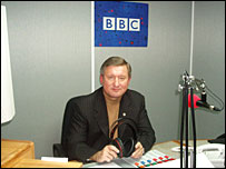 Євген Кушнарьов у студії Бі-Бі-Сі