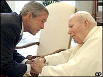 Papež a George Bush