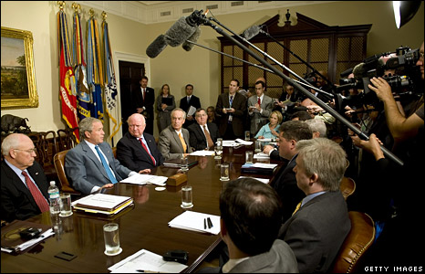 Tổng thống Bush họp báo tại Nhà Trắng về bão Gustav