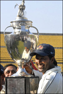 मुंबई की टीम