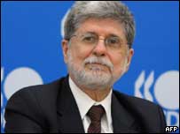 O Ministro das Relações Exterior, Celso Amorim, em Paris nesta quinta-feira