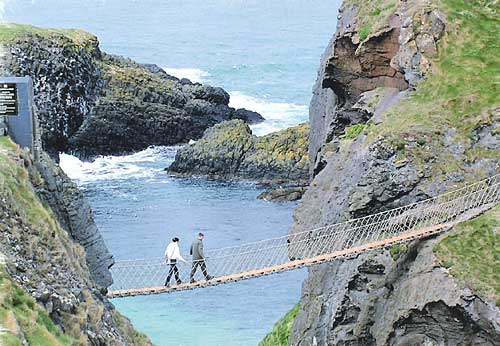Carrick-A-Rede rope-bridge