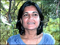 प्रो पालरीवाला समाजशास्त्री हैं