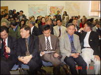 Việt Kiều tại San Francisco trong một lần nghe Đại sứ Michael Marine nói chuyện