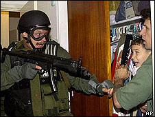 Elián fue devuelto junto a su padre en Cuba