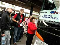Polish worlers leaving for UK c/o Getty Images