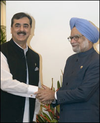 मनमोहन और गिलानी