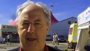 D Ben rees ar faes Eisteddfod Yr Wyddgrug 2007