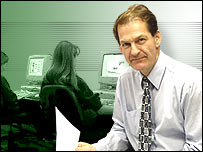 BBC教育事务记者 迈克•贝克尔