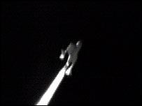 سفينه فضايی يک به سوی فضا پيش می رود