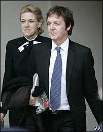 پل مک کارتنی، یکی از اعضای گروه بیتل ها